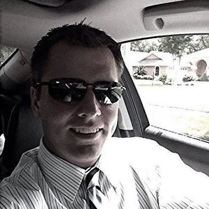 Meet your Posher, Dominic